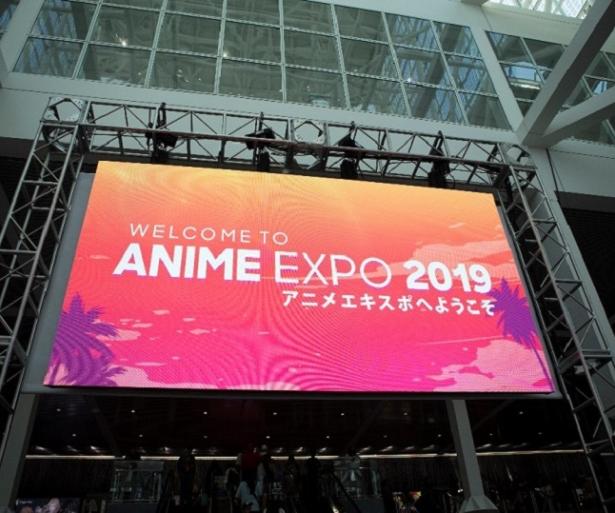 Ten tips to having fun at anime conventions. 